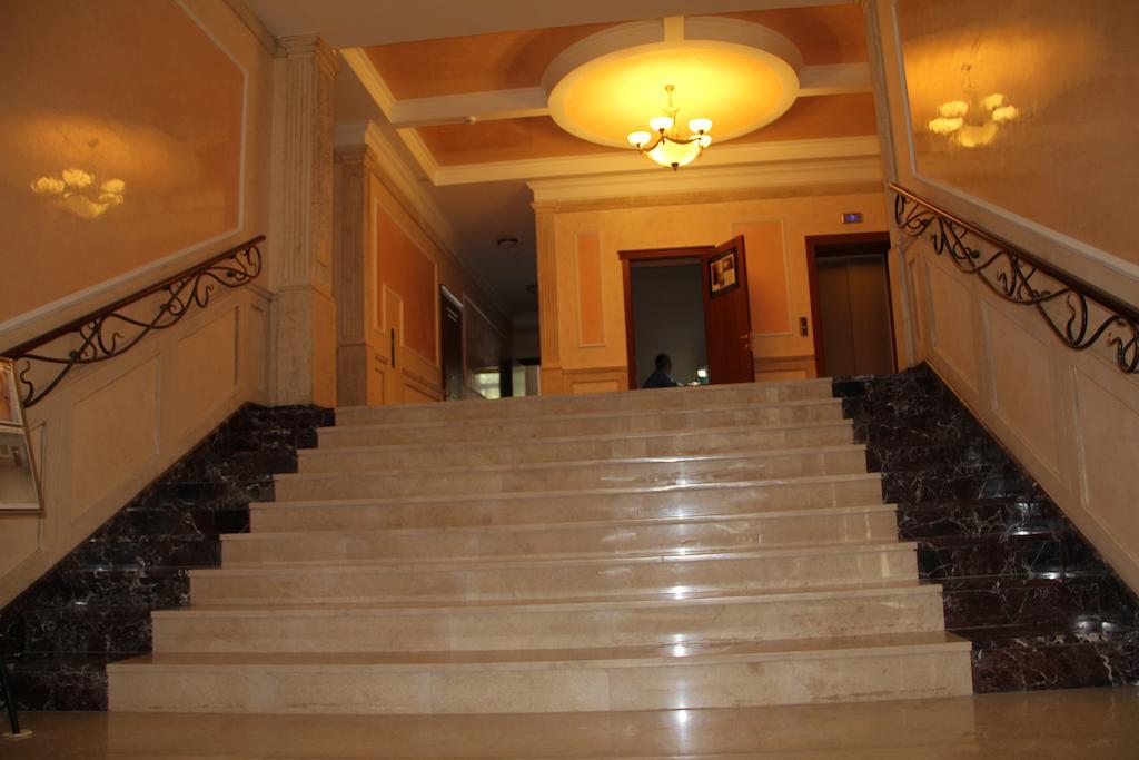 Apartment In Center Of Odessa Eksteriør bilde